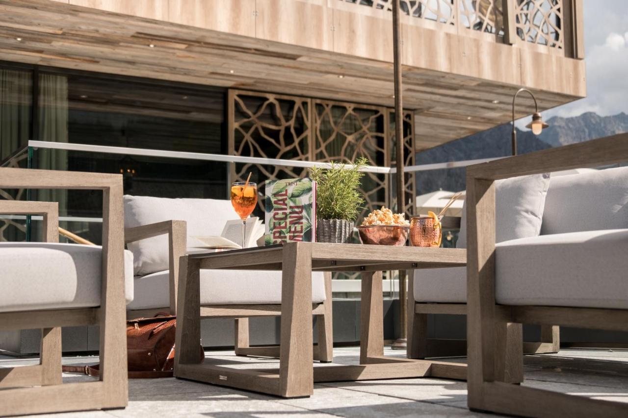 Valsana Hotel Arosa - Small Luxury Hotel ภายนอก รูปภาพ